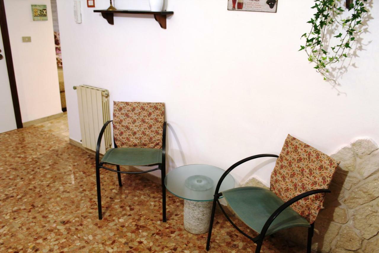 Tavernetta Jolie Leilighet Pescara Eksteriør bilde